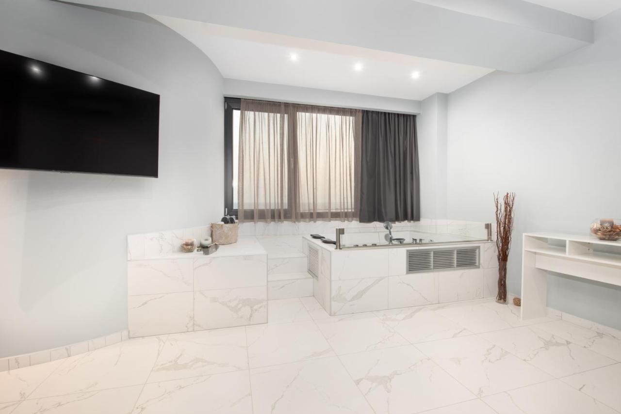 סלוניקי Sea & City Luxury Suite מראה חיצוני תמונה